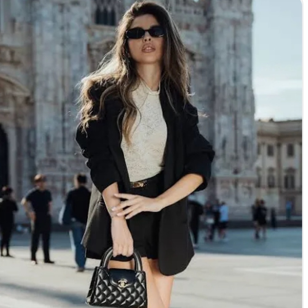 Meet your Posher, Sole